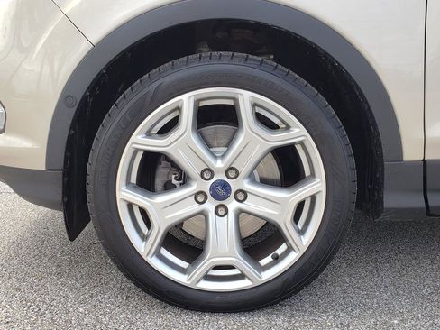 Used 2017 Ford Escape Titanium AWD/4WD image 27