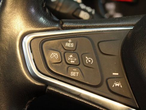 Used 2018 Chevrolet Malibu LT image 20