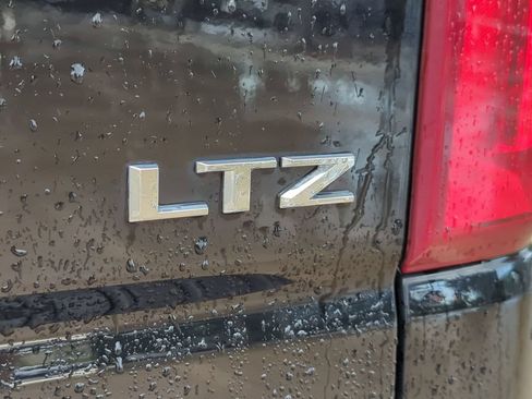 Used 2024 Chevrolet Silverado 1500 LTZ w/ LTZ Convenience Package II RWD image 6