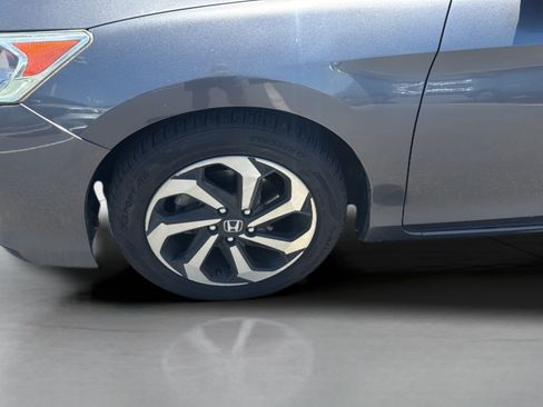 Used 2017 Honda Accord EX-L image 36