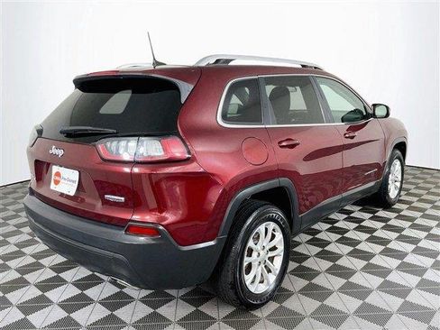 Used 2019 Jeep Cherokee Latitude w/ Cold Weather Group AWD/4WD image 9