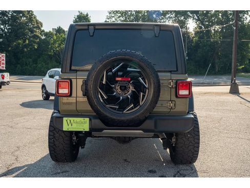 Used 2025 Jeep Wrangler Unlimited Sport AWD/4WD image 7