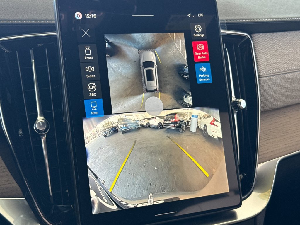 New 2026 Volvo XC90 T8 Plus w/ Protection Package Premier AWD/4WD image 20