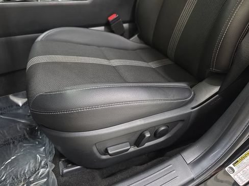 Used 2025 MAZDA CX-50 AWD 2.5 S w/ Preferred Package image 29