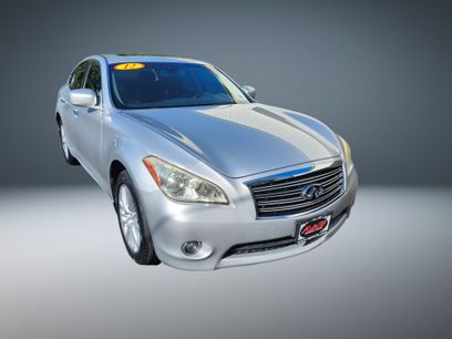 Used 2012 INFINITI M37 x w/ Deluxe Touring Pkg