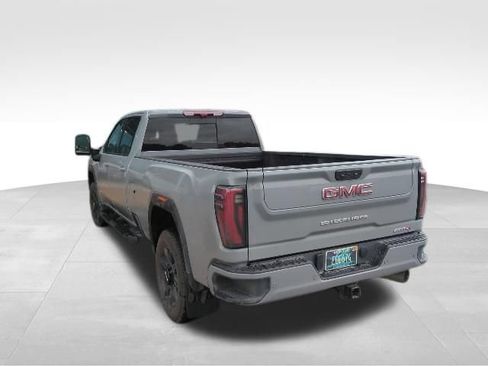 Used 2025 GMC Sierra 3500 AT4 w/ AT4 Premium Plus Package AWD/4WD image 3