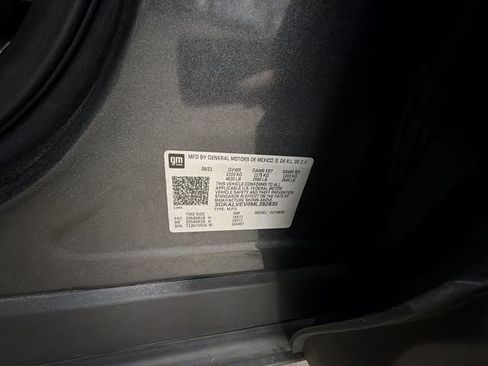 Used 2021 GMC Terrain SLT image 30