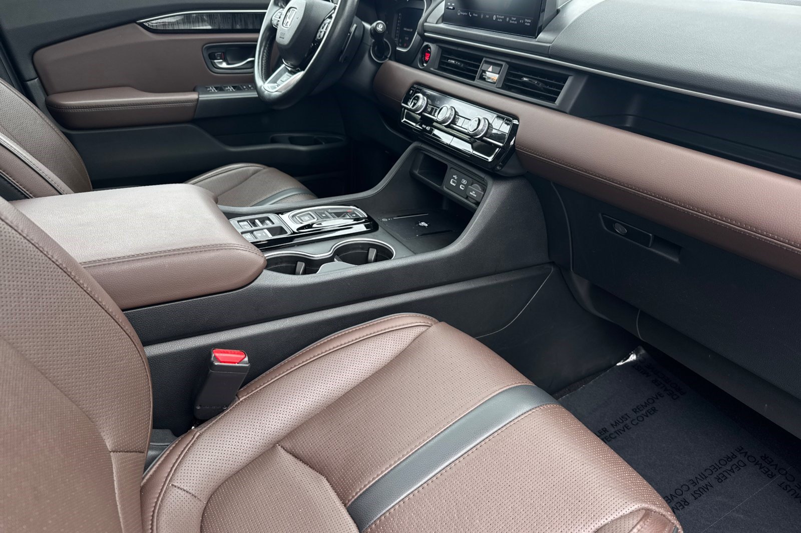 Certified 2025 Honda Pilot Elite image 34