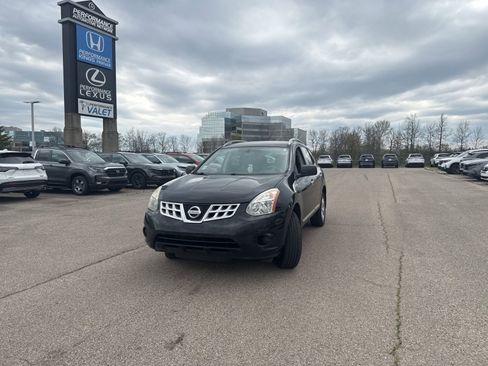 Used 2011 Nissan Rogue SV image 14