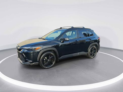 Certified 2025 Toyota Corolla Cross AWD Hybrid image 4