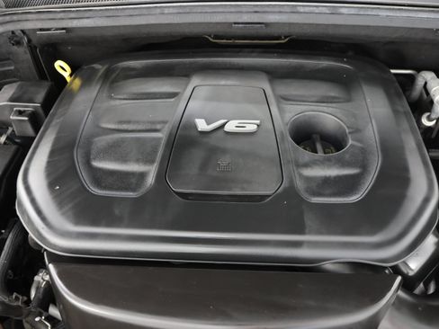 Used 2018 Jeep Grand Cherokee Altitude AWD/4WD image 19