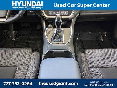 Used 2025 Subaru Outback Premium image 22