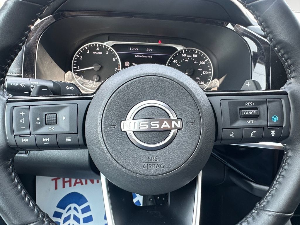 Used 2022 Nissan Pathfinder SV AWD/4WD image 20