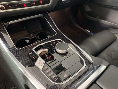 New 2026 BMW X5 xDrive40i w/ M Sport Package AWD/4WD image 16