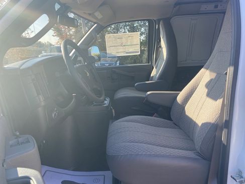 New 2025 Chevrolet Express 3500 Extended w/ Driver Convenience Package image 11