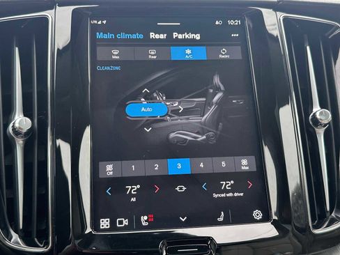 Used 2025 Volvo XC60 B5 Ultra w/ Protection Package Premier image 28