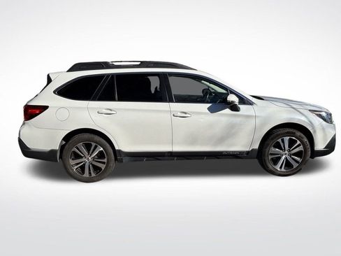 Used 2019 Subaru Outback 2.5i Limited image 2