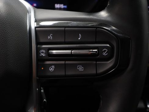 Used 2024 Chevrolet Colorado ZR2 w/ ZR2 Convenience Package III image 28