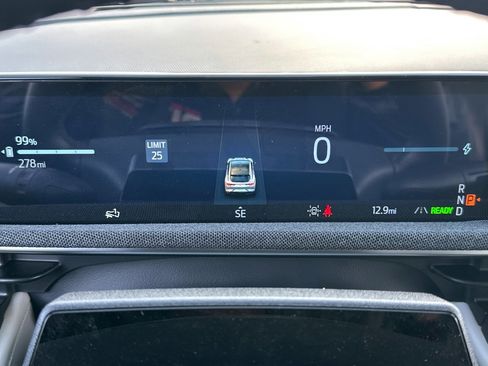 Used 2025 Ford Mustang Mach-E Premium image 23