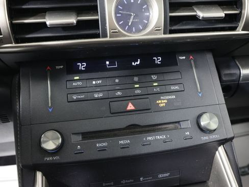 Used 2015 Lexus IS 250 image 37