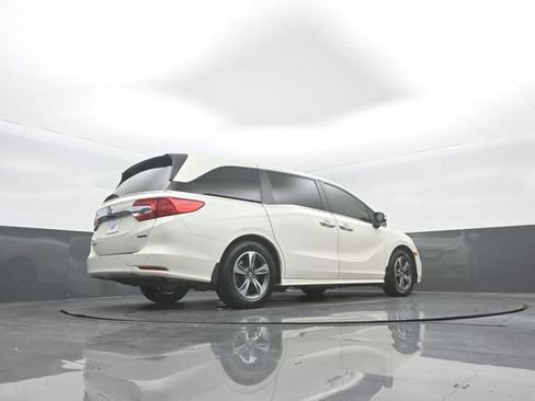 Used 2018 Honda Odyssey Touring image 38
