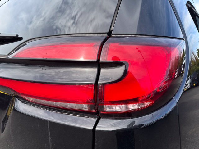 Used 2025 Chrysler Pacifica Select FWD image 14