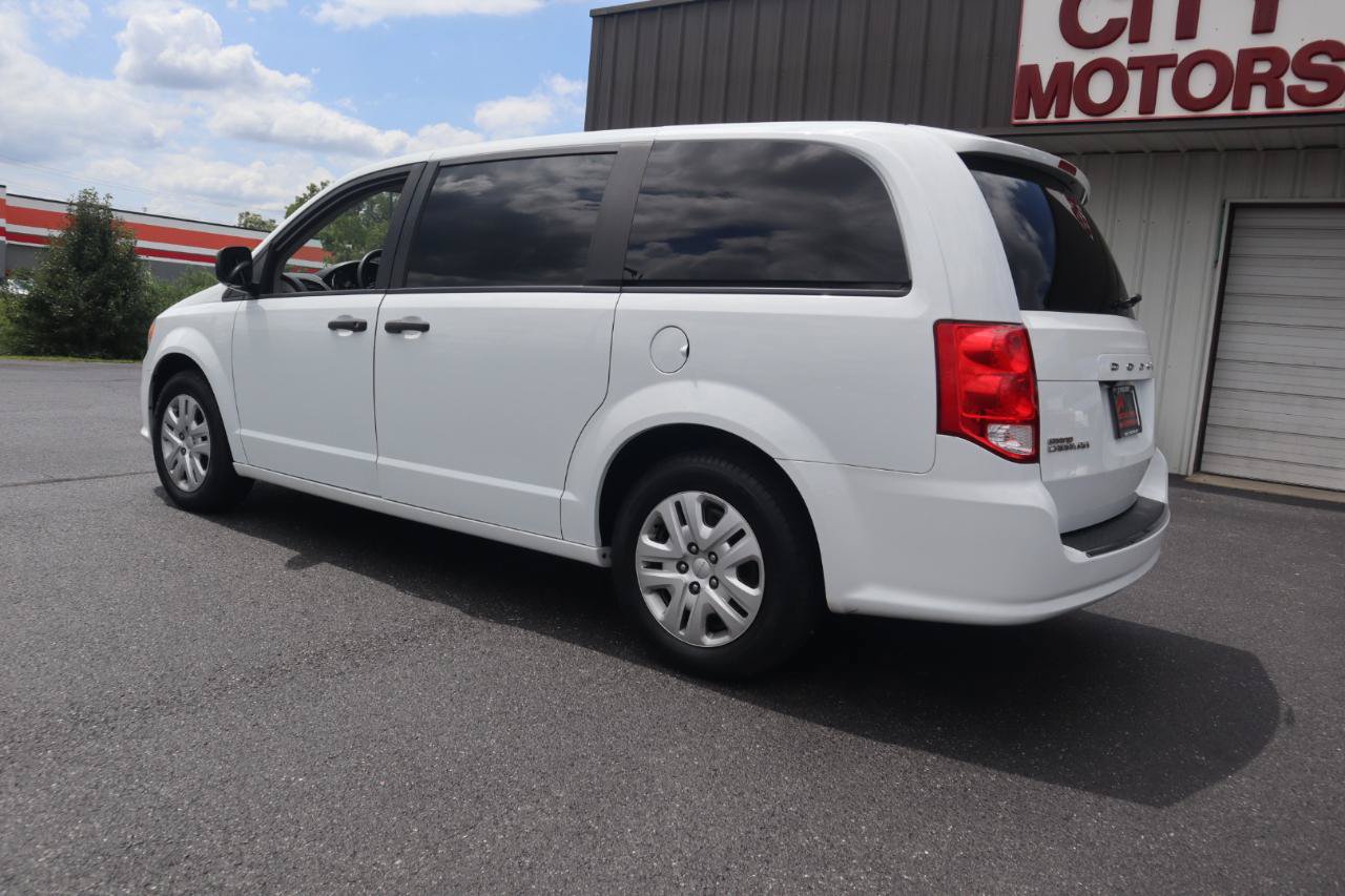 Used 2019 Dodge Grand Caravan SE w/ UConnect Hands-Free Group FWD image 15