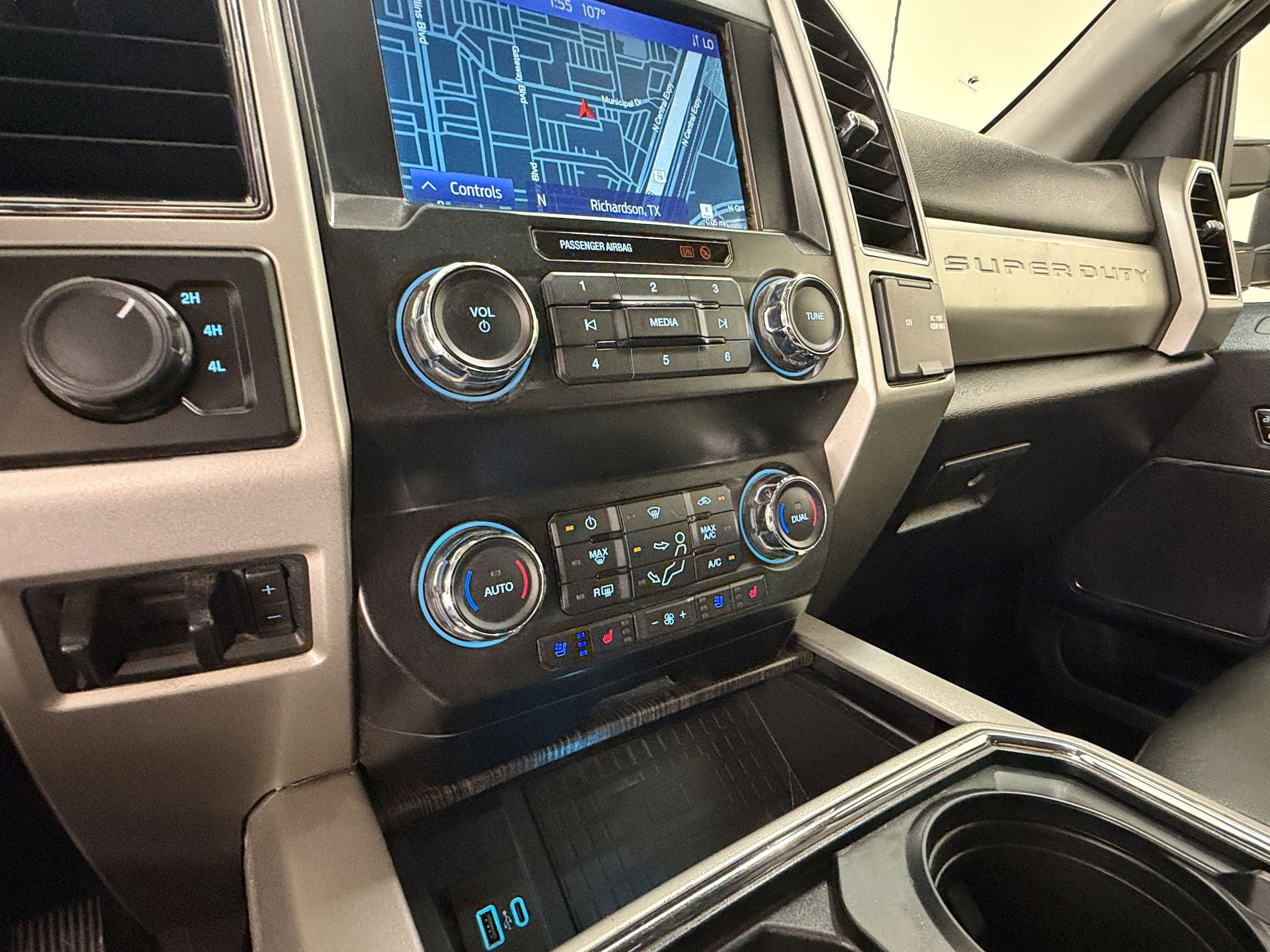 Used 2021 Ford F350 Lariat w/ Lariat Ultimate Package AWD/4WD image 20