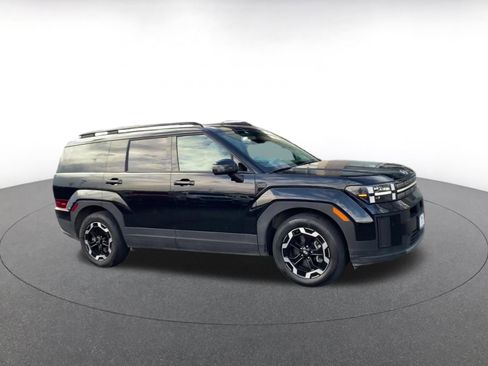 Used 2025 Hyundai Santa Fe SEL image 2