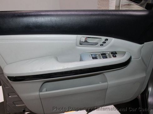 Used 2005 Lexus RX 330 AWD image 11