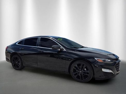 Used 2021 Chevrolet Malibu LT w/ Midnight Edition FWD image 2