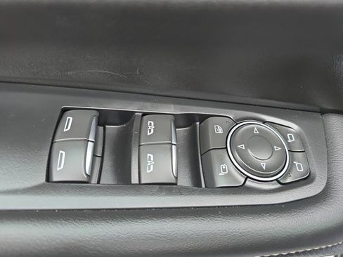 Used 2025 Chevrolet Tahoe Premier image 30