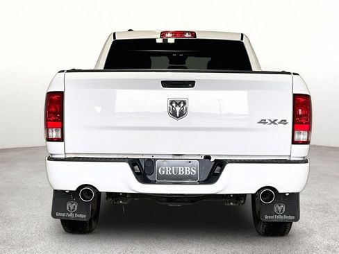 Used 2018 RAM 1500 Express w/ Express Value Package AWD/4WD image 5