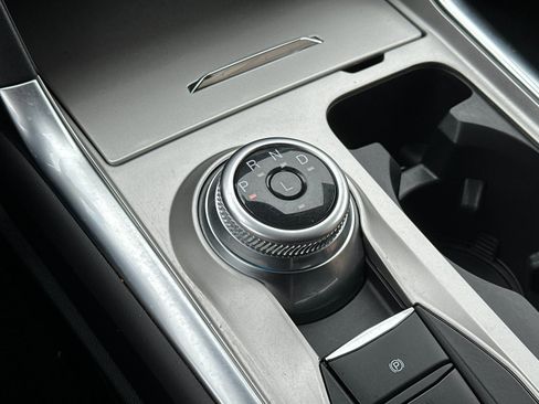 Used 2023 Ford Explorer XLT w/ Equipment Group 202A image 22