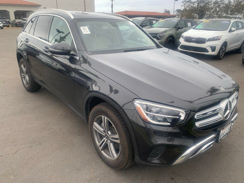 Used 2020 Mercedes-Benz GLC 300 image 4