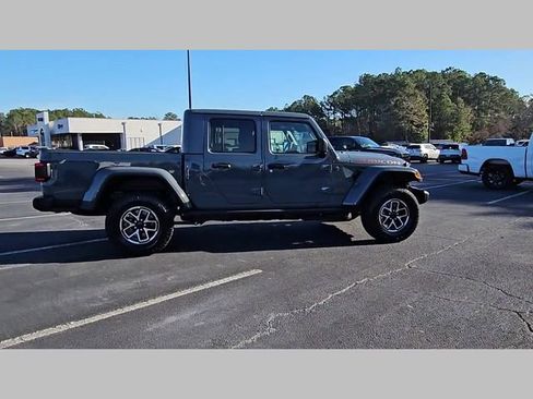 New 2026 Jeep Gladiator Rubicon image 35