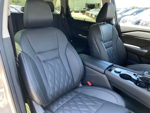 New 2026 Nissan Rogue Platinum AWD/4WD image 8