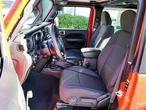 Certified 2022 Jeep Wrangler Sport image 15