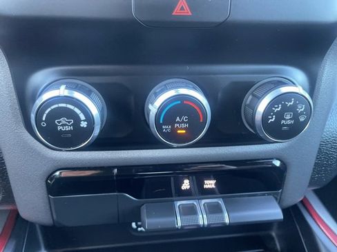 Used 2020 RAM 1500 Rebel image 29