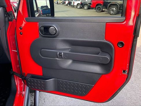Used 2007 Jeep Wrangler X image 24