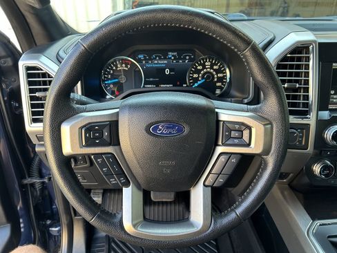 Used 2015 Ford F150 Platinum w/ Equipment Group 701A Luxury image 5