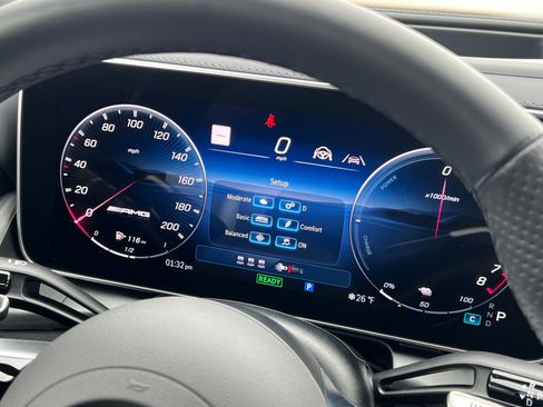 Used 2025 Mercedes-Benz GLC 63 AMG S w/ Driver Assistance Package image 26