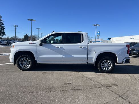 Certified 2025 Chevrolet Silverado 1500 RST w/ Convenience Package II image 4