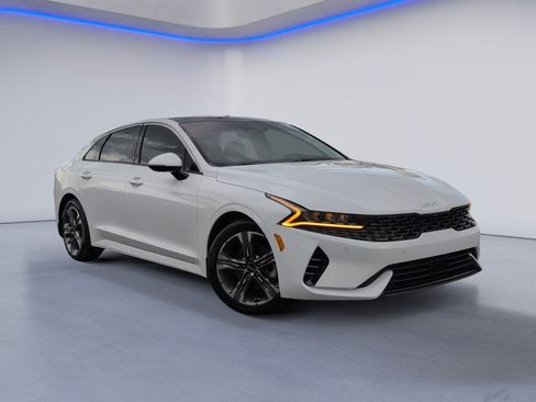 Used 2023 Kia K5 EX w/ EX Premium Package FWD image 2
