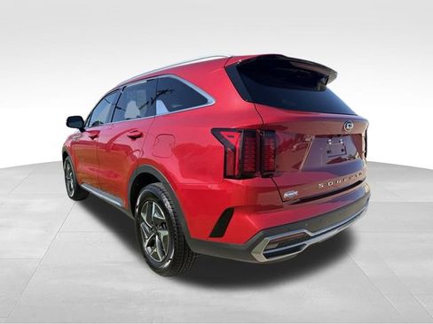 Used 2021 Kia Sorento EX FWD image 2