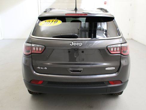 Used 2019 Jeep Compass Latitude AWD/4WD image 8
