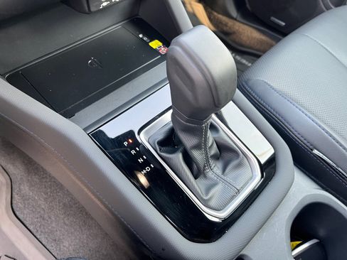 Used 2025 Subaru Forester Limited AWD/4WD image 15