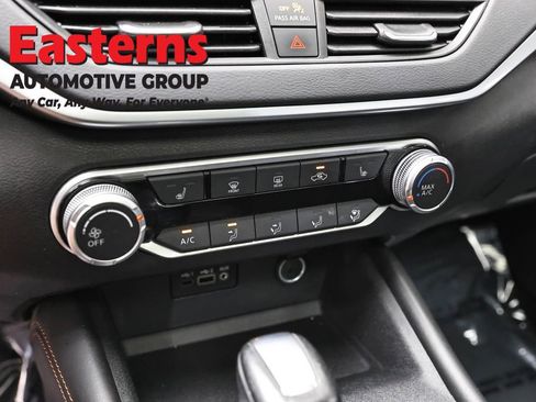 Used 2022 Nissan Altima 2.0 SR FWD image 20