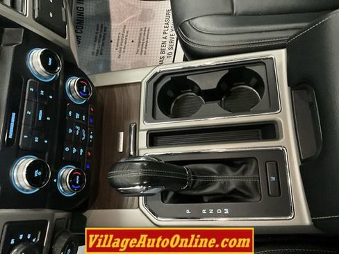 Used 2017 Ford F150 Lariat w/ Equipment Group 502A Luxury AWD/4WD image 20