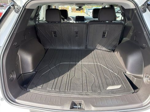 Used 2023 Chevrolet Blazer LT w/ Driver Confidence Package image 18